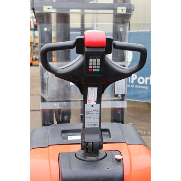 2008 BT SPE160L-45585743