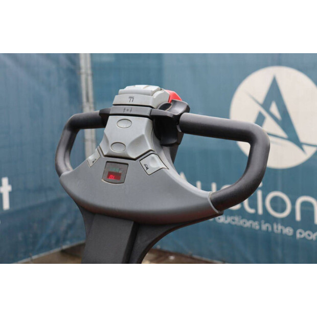 2008 BT SPE160L-45585747