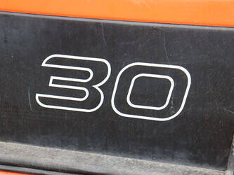 2009-toyota-7fbmf30-1425270-45585770