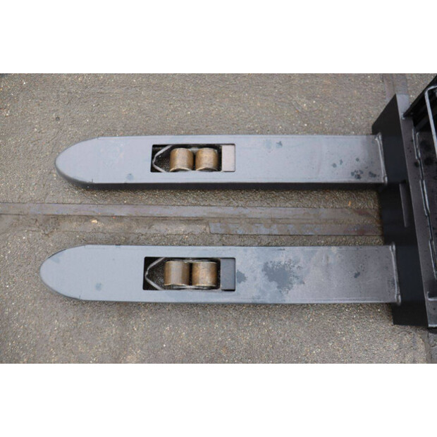 2018 Toyota SPE140-45585902