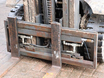 2013-linde-h20d-02-600-1425278-45585999