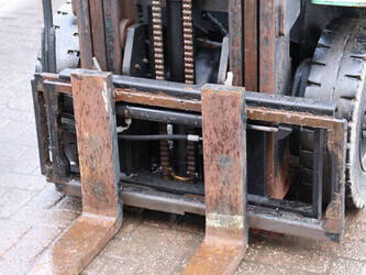 2006-mitsubishi-25n-45586042