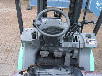 2006-mitsubishi-25n-45586062