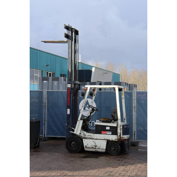 كوماتسو FB15-5-45586235