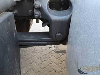 2016-mercedes-benz-arocs-2045-1405394-45589101