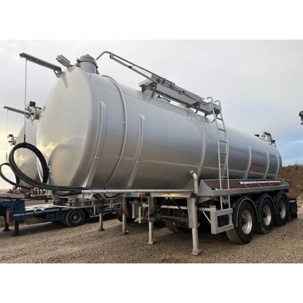 2025 Kässbohrer STB-45592274