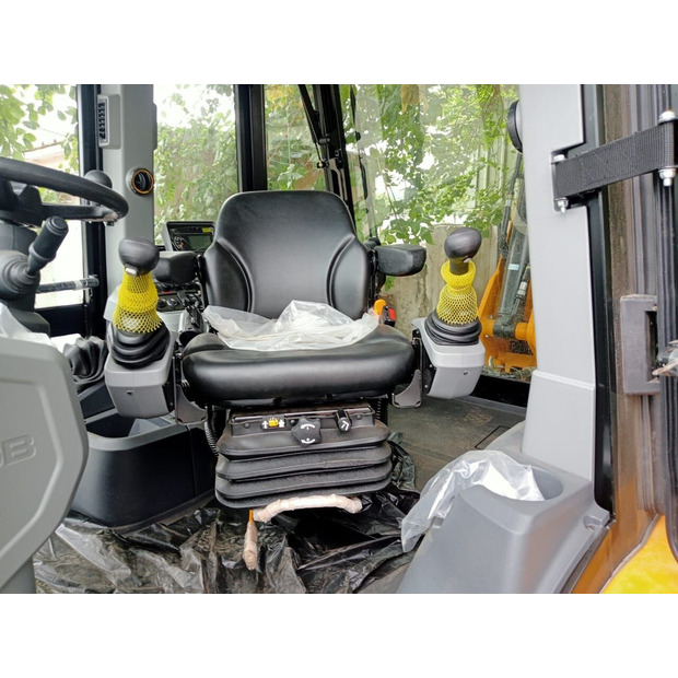 2025 JCB 3CX-45593722