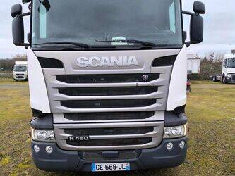 صورة ل شاحنات مسطحة 2017 سكانيا R450