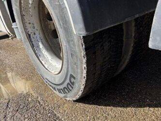 2010-daf-105-510-1425315-45599247