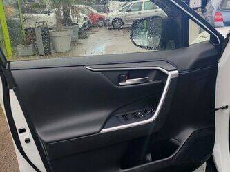 2020-toyota-rav4-1425319-45599354