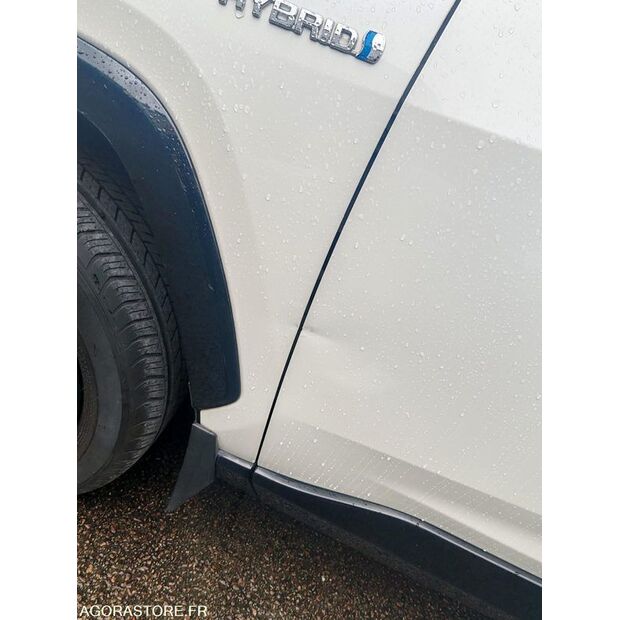 2020 تويوتا RAV4-45599357