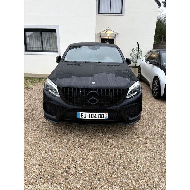 2017 Mercedes-Benz GLE-45599365