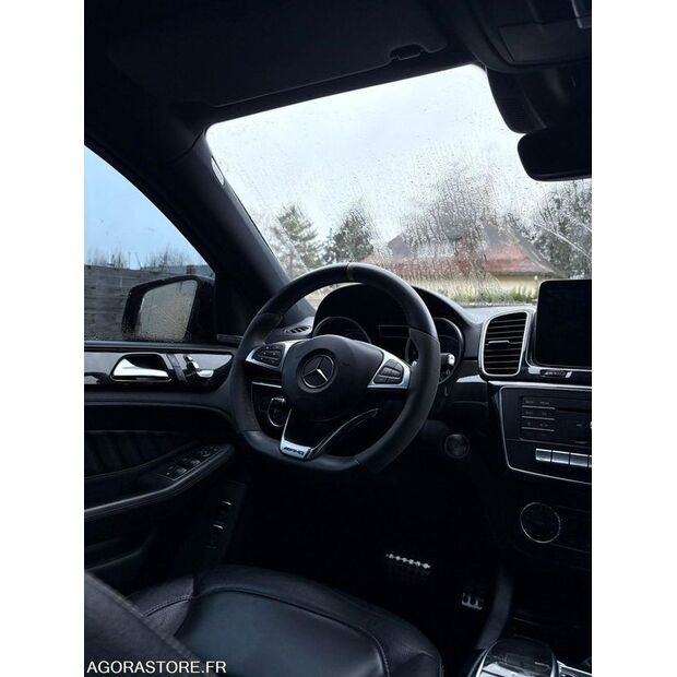 2017 Mercedes-Benz GLE-45599370
