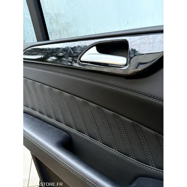 2017 Mercedes-Benz GLE-45599378