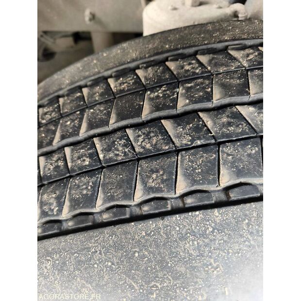 2020 فولفو FH-45599384