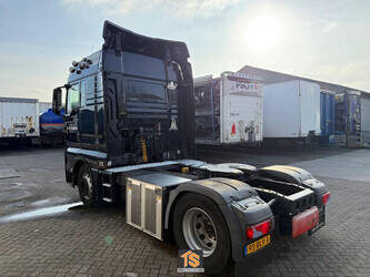 2014-man-tgx-1425331-45599614