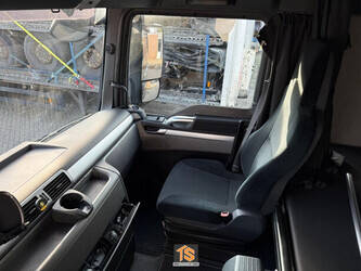 2014-man-tgx-1425331-45599623