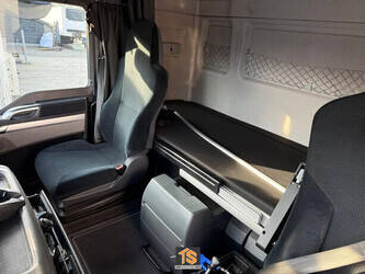 2014-man-tgx-1425331-45599624