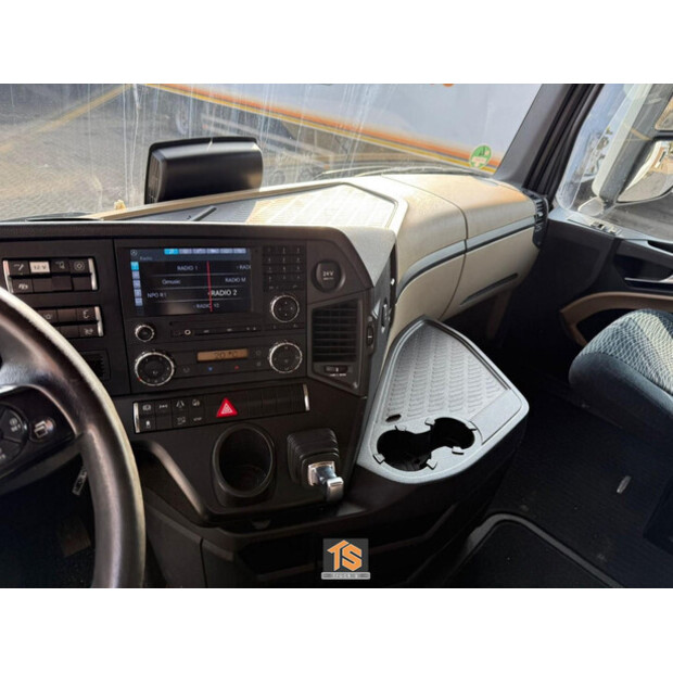 2017 مرسيدس بنز ACTROS-45599684