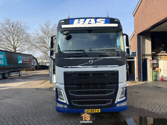 2014-volvo-fh-1425336-45599698