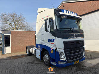2014-volvo-fh-1425336-45599699