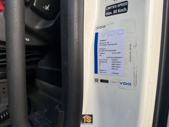 2014-volvo-fh-1425336-45599705