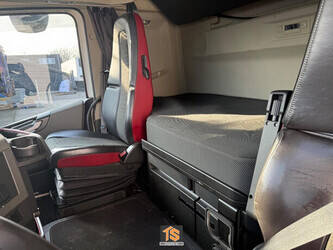 2014-volvo-fh-1425336-45599706