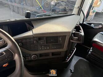 2014-volvo-fh-1425336-45599708