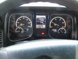 2017-mercedes-benz-actros-1845-1425339-45599778