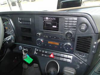 2017-mercedes-benz-actros-1845-1425339-45599787