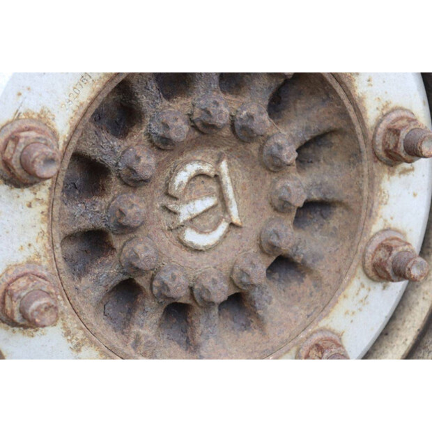 2015 كرون SD-45599982