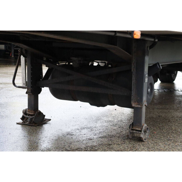 2002 HTF HZO32-45600932