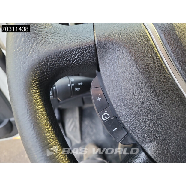 2020 Renault D210-45601689