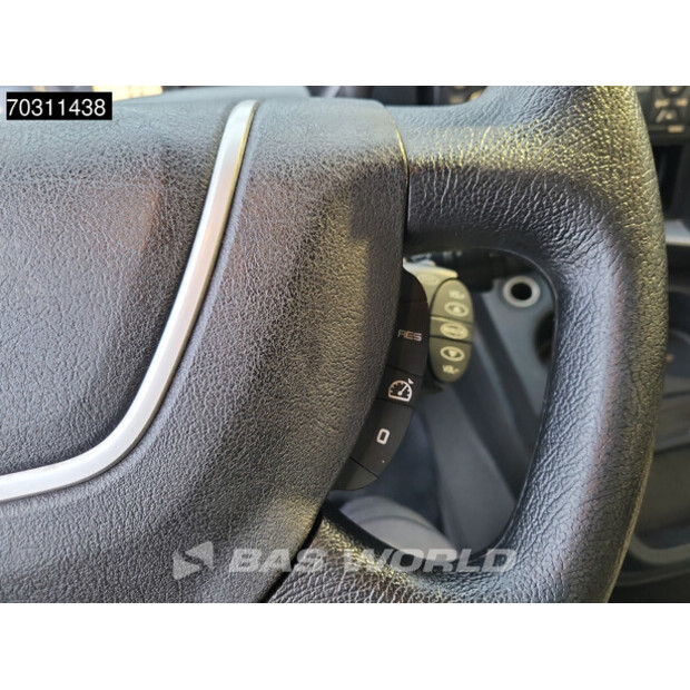 2020 Renault D210-45601690