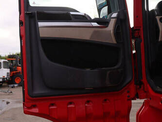 2017-man-tgx-1425388-45602058