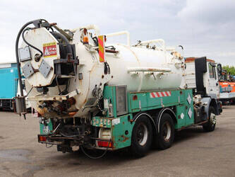 2002-man-33-360-1425396-45602428