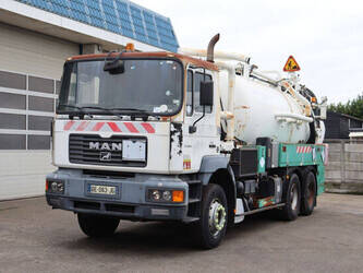 2002-man-33-360-1425396-45602431