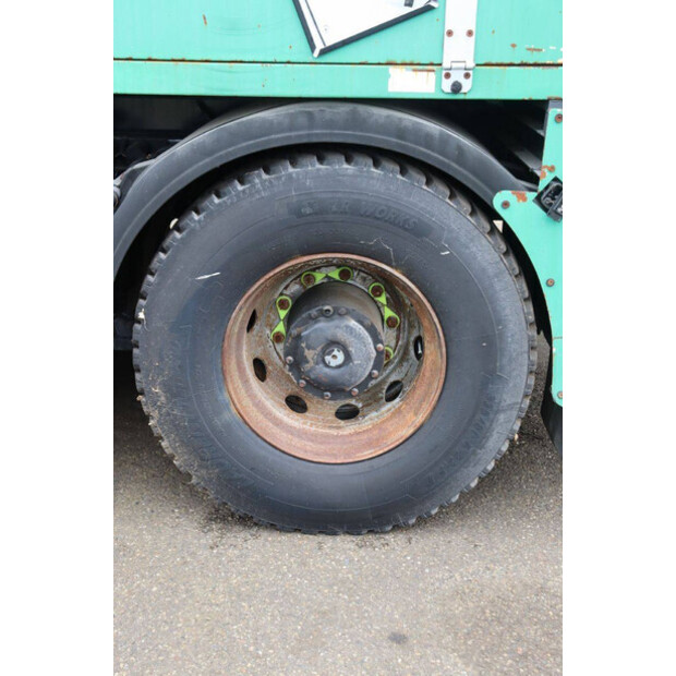 2002 مان 33.360-45602439