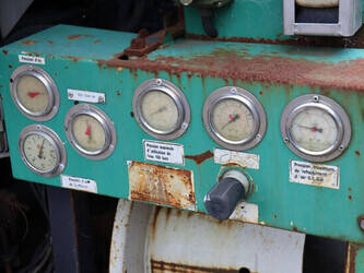 2002-man-33-360-1425396-45602467