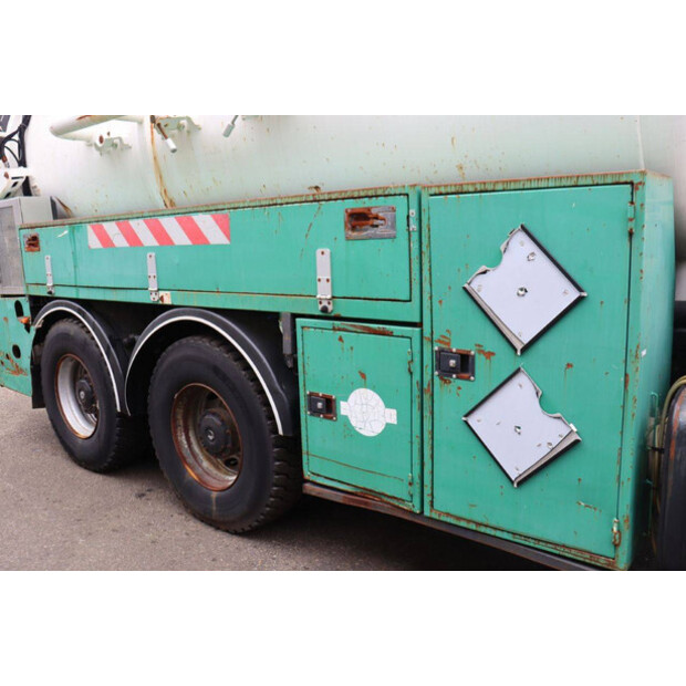 2002 مان 33.360-45602473