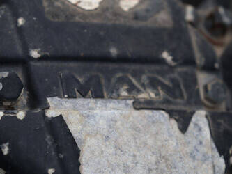 2002-man-33-360-1425396-45602480