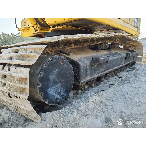 2017 Komatsu PC400LC-8R-45602663