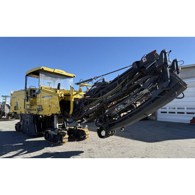 2016 BOMAG BM 2000/60-2-45602718