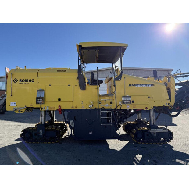 2016 BOMAG BM 2000/60-2-45602725