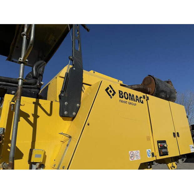 2016 BOMAG BM 2000/60-2-45602745