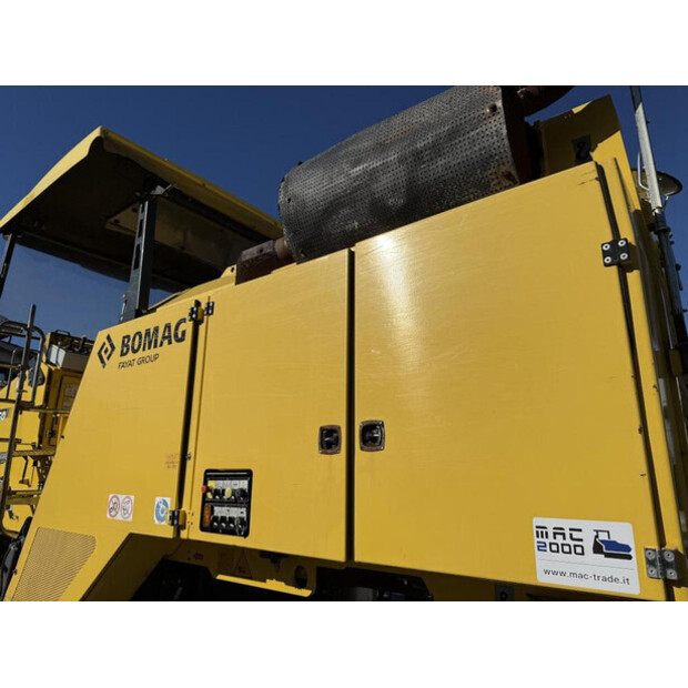 2016 BOMAG BM 2000/60-2-45602751