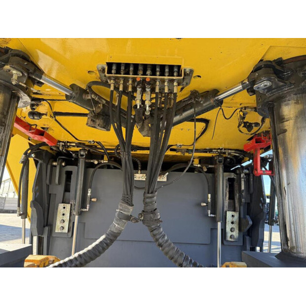 2016 BOMAG BM 2000/60-2-45602755