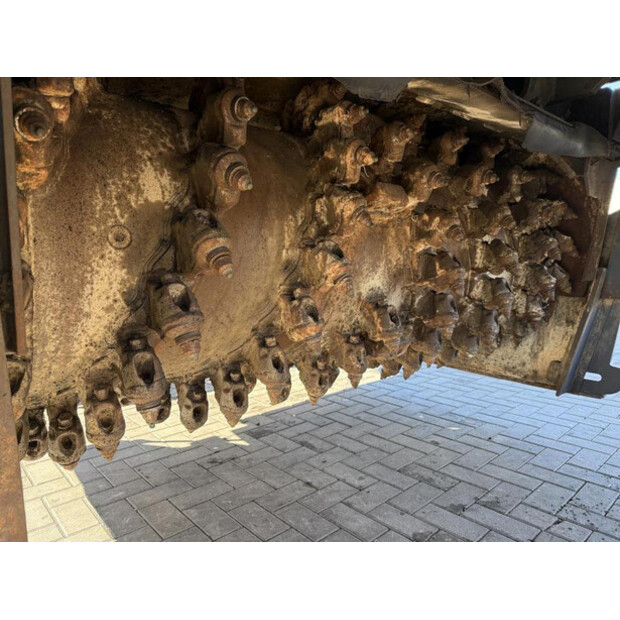 2016 BOMAG BM 2000/60-2-45602781