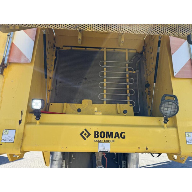 2016 BOMAG BM 2000/60-2-45602865
