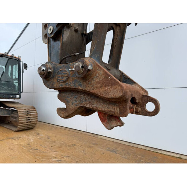 2022 هيونداي HX300AL-45603089